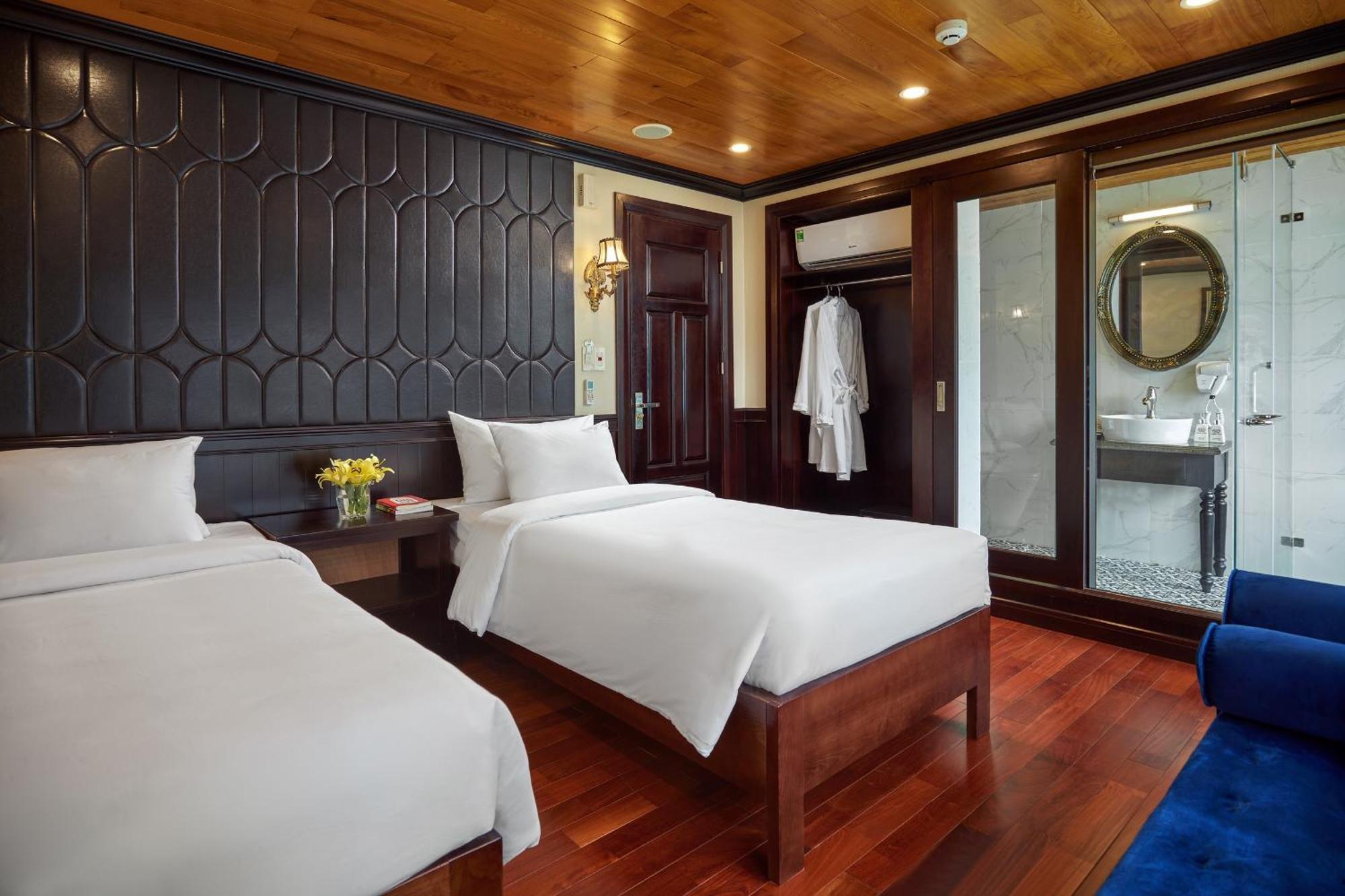 Halong Dragon Bay Cruise Hotel Ha Long Exterior photo