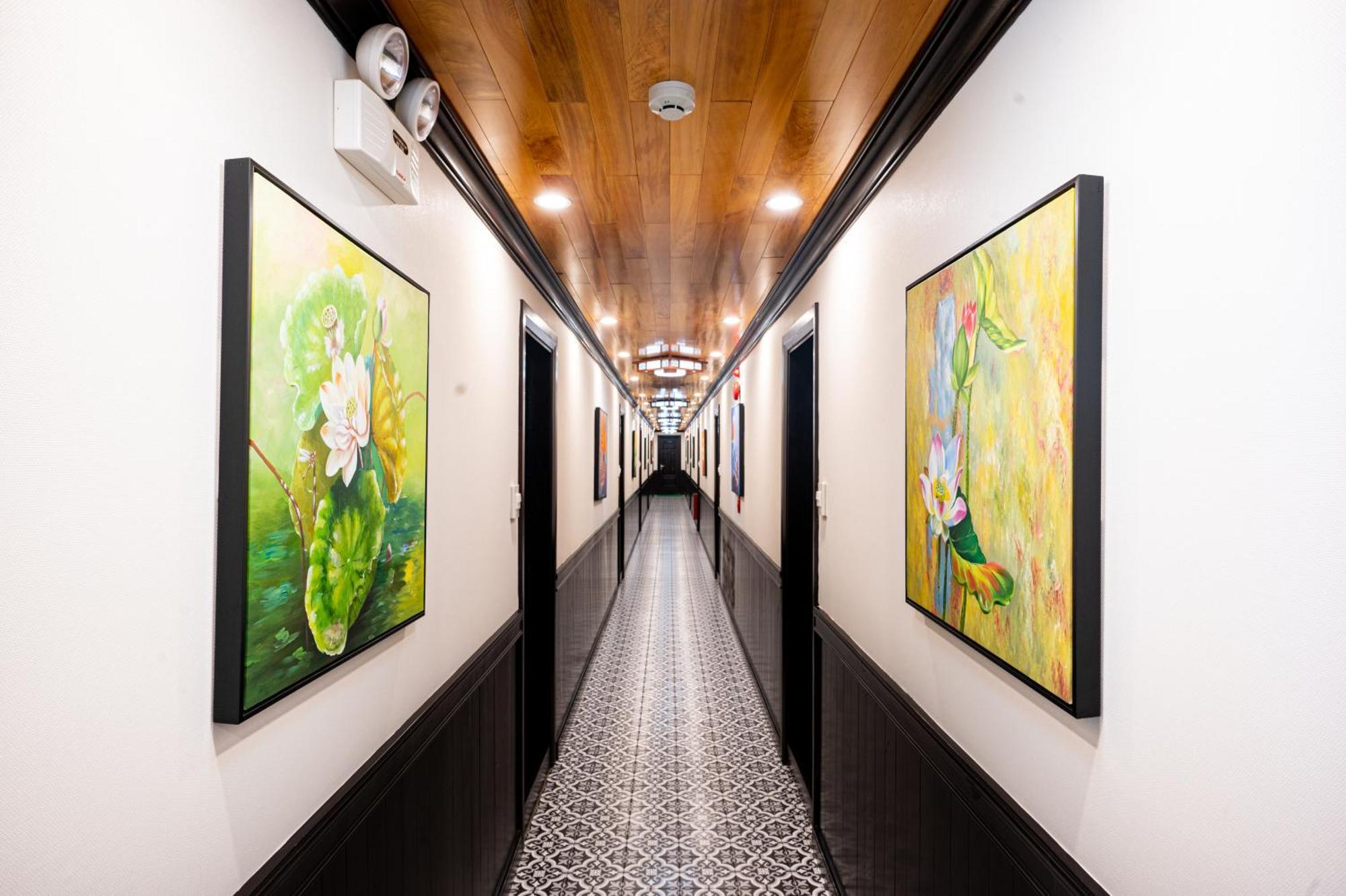 Halong Dragon Bay Cruise Hotel Ha Long Exterior photo